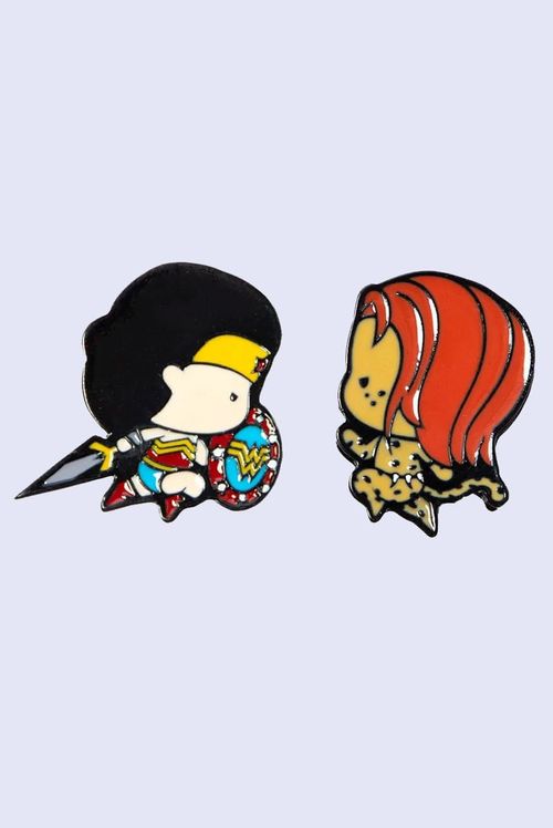 Kit 2 Pins DC Comics Wonder Woman e Cheetah Chibi