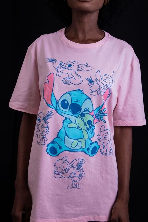Camiseta Disney Stitch e Xepa Abraço