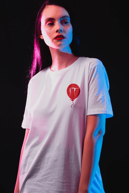 Camiseta IT A Coisa Balão Vermelho