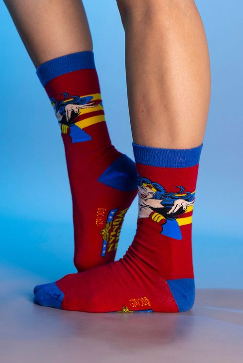 Meia Cano Alto DC Comics Mulher Maravilha Estrela