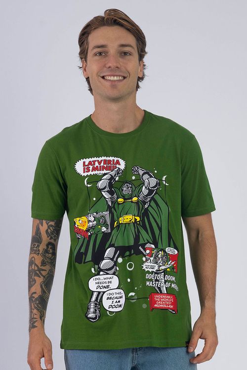 Camiseta Marvel Doutor Destino Latvéria