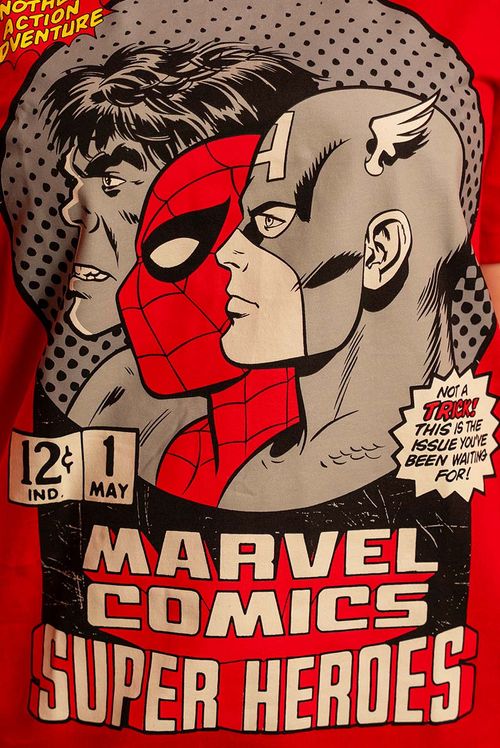 Camiseta Marvel Comics Super Heroes